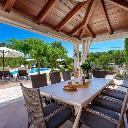 Villa Summer Oasis Dobrinj المظهر الخارجي الصورة