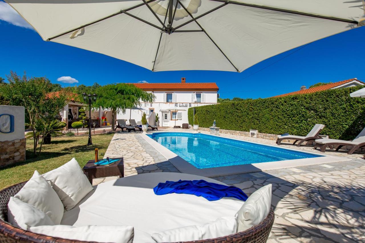 Villa Summer Oasis Dobrinj المظهر الخارجي الصورة