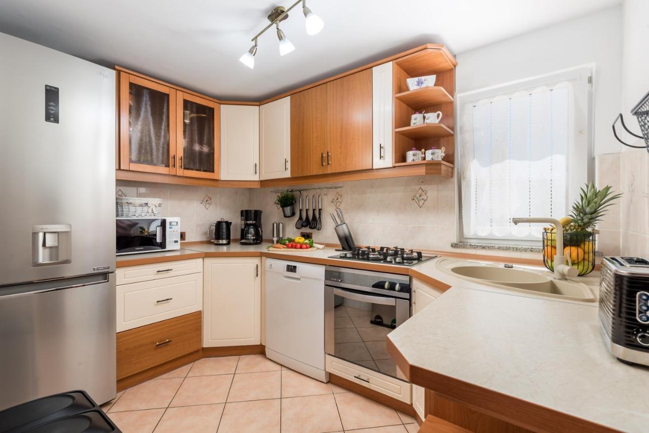 Villa Summer Oasis Dobrinj المظهر الخارجي الصورة